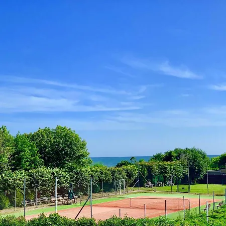 アパート Gardenia Delux